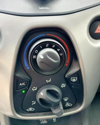 Peugeot 108 cena 25900 przebieg: 54000, rok produkcji 2015 z Dobrzyca małe 232